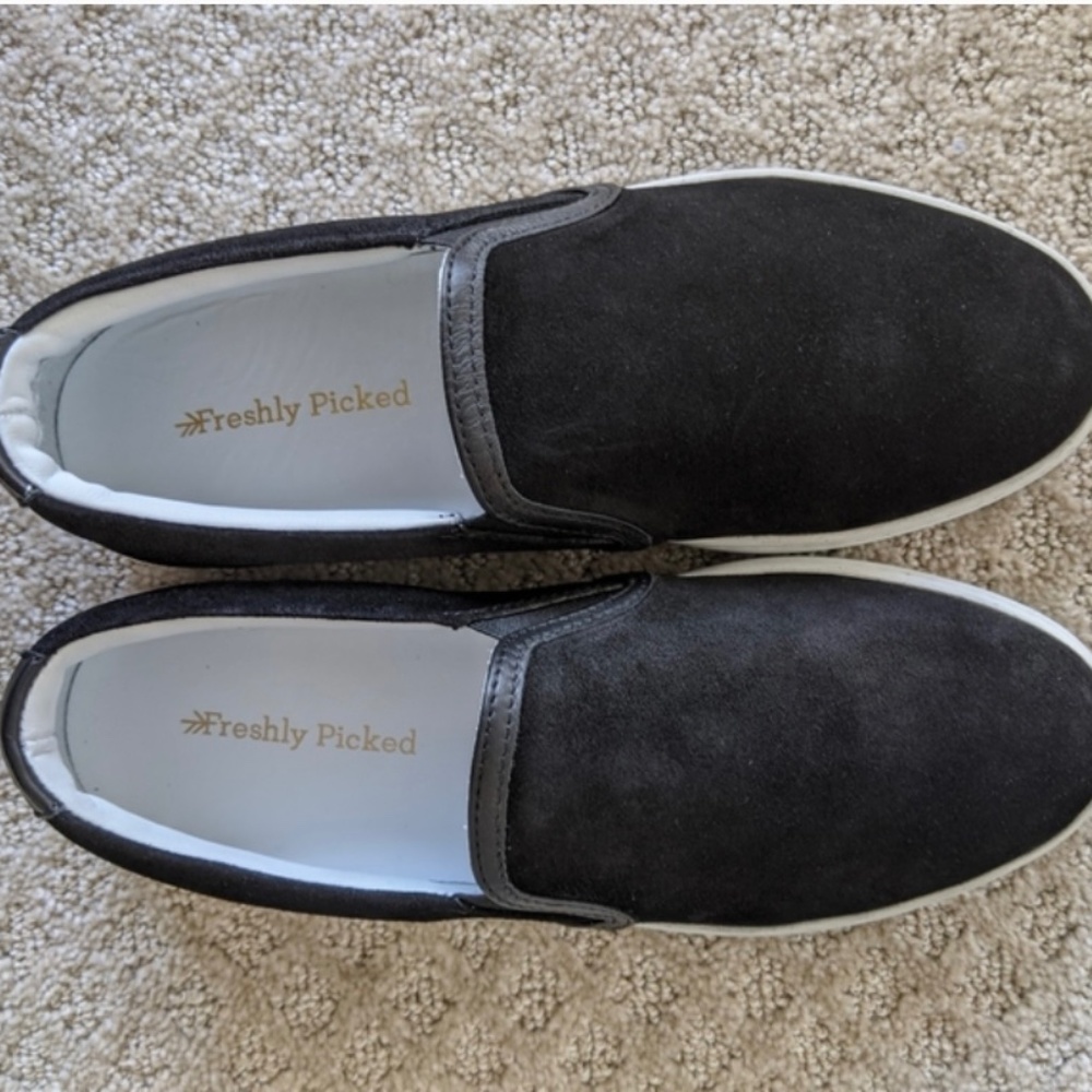 NIB Freshly Picked Women's Suede slip on  Sneakers